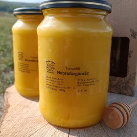   Napraforgóméz - lágy ízvilágú fajtaméz a balatoni nyár napsütötte tábláiról